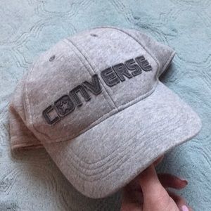 Grey converse hat